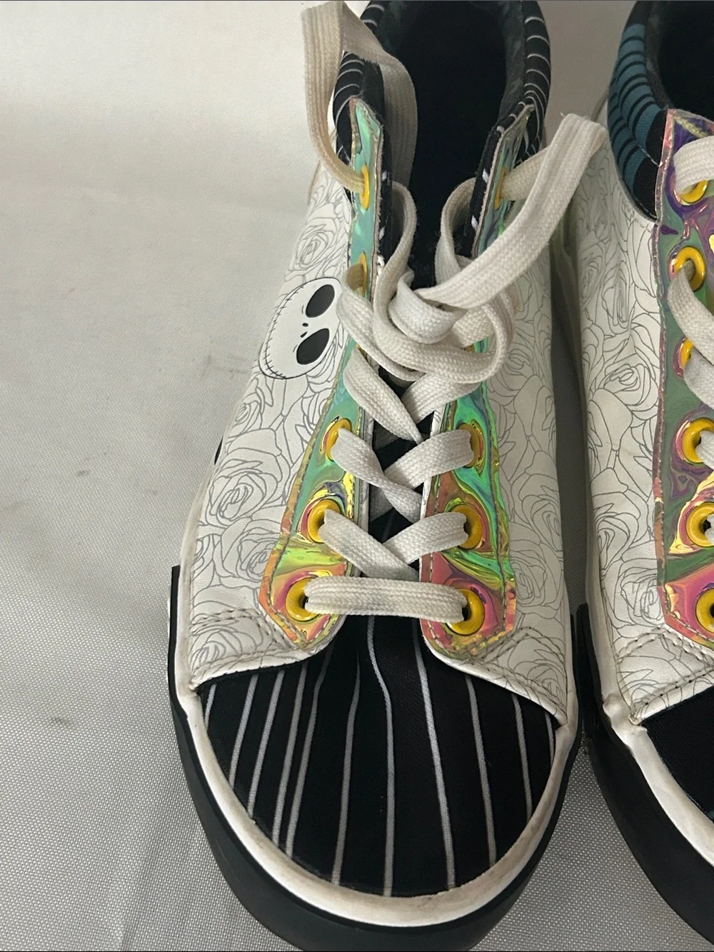 Ground Up Disney's Jack & Sally Women's Hi-Top Sneakers Size 7